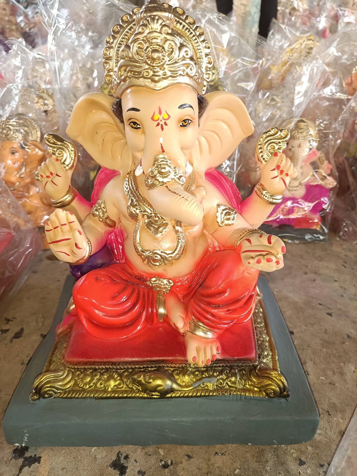 Royal Golden Crown 1 feetGanpati Idol on Decorative Red Cushion Pedestal | Safe & Secure Packaging Guaranteed